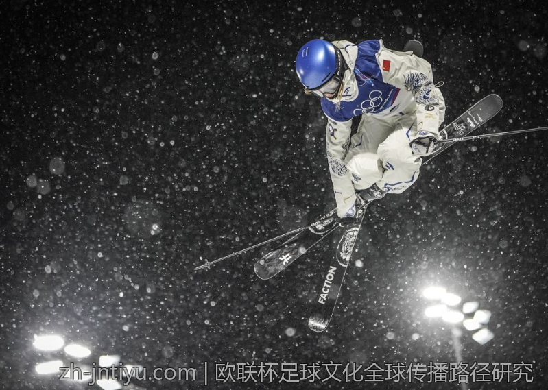 欧联杯足球文化全球传播路径研究